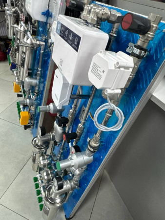 Готовый узел водоснабжения SU0013